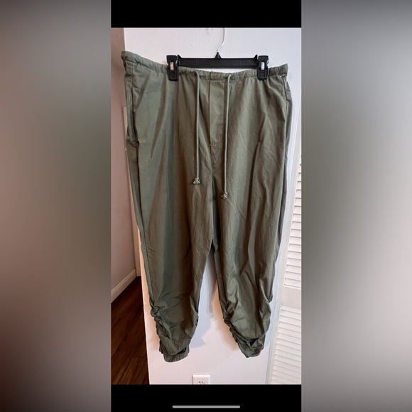Free People New Light Parachute pants NWOT - Picture 5 of 7